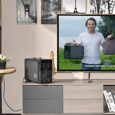 เครื่องกำเนิดไฟฟ้าพลังงานแสงอาทิตย์แบบพกพาเครื่องกำเนิดไฟฟ้า 2000w Humanized Design