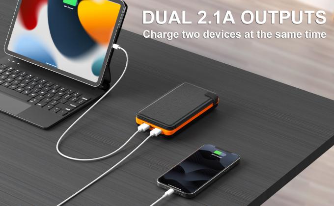 แผงชาร์จธนาคารพลังงานแสงอาทิตย์ขนาด 25000mAh 6W สำหรับโทรศัพท์มือถือ 1